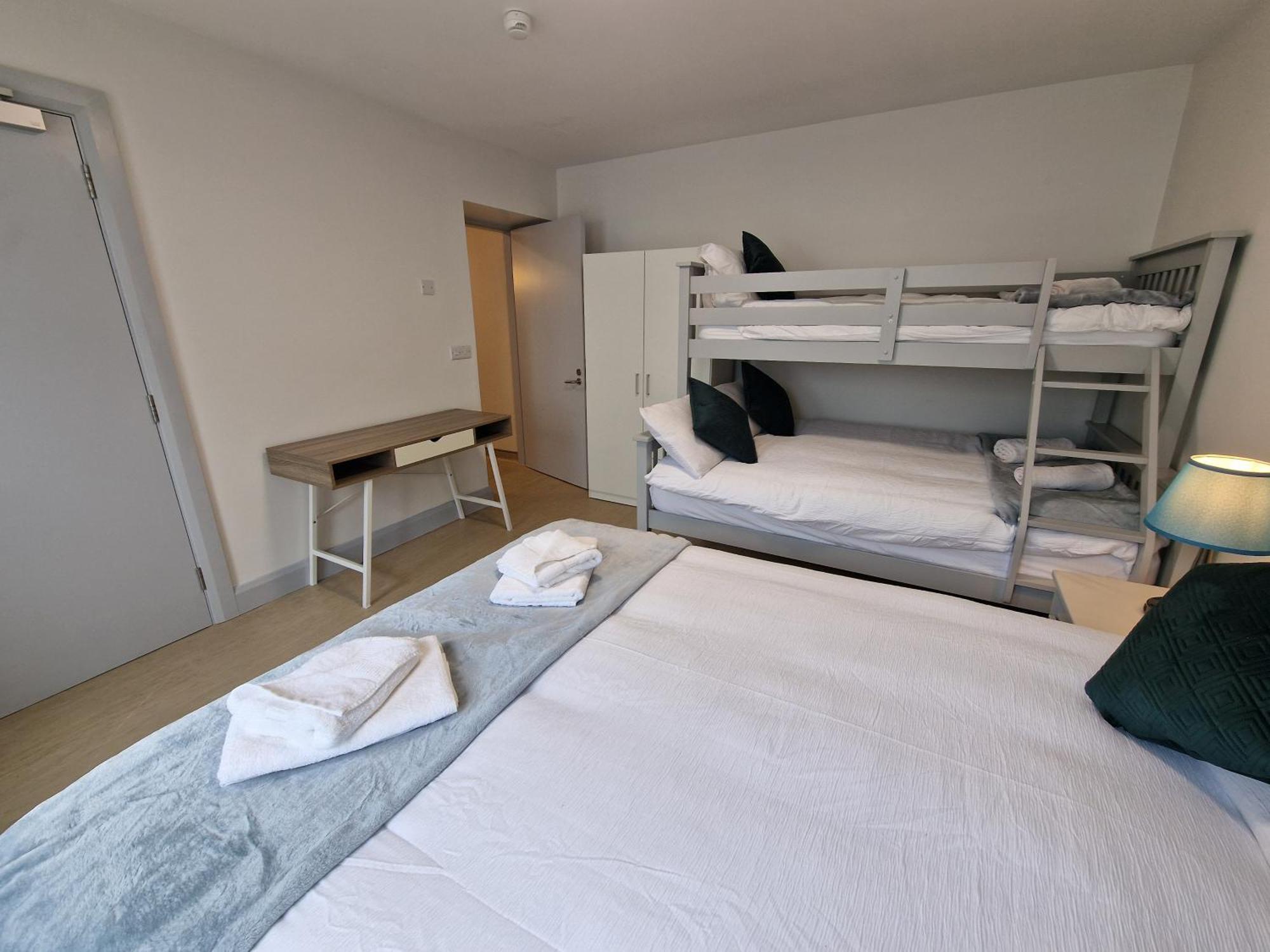 Trivia House Hostel Swanlinbar Luaran gambar