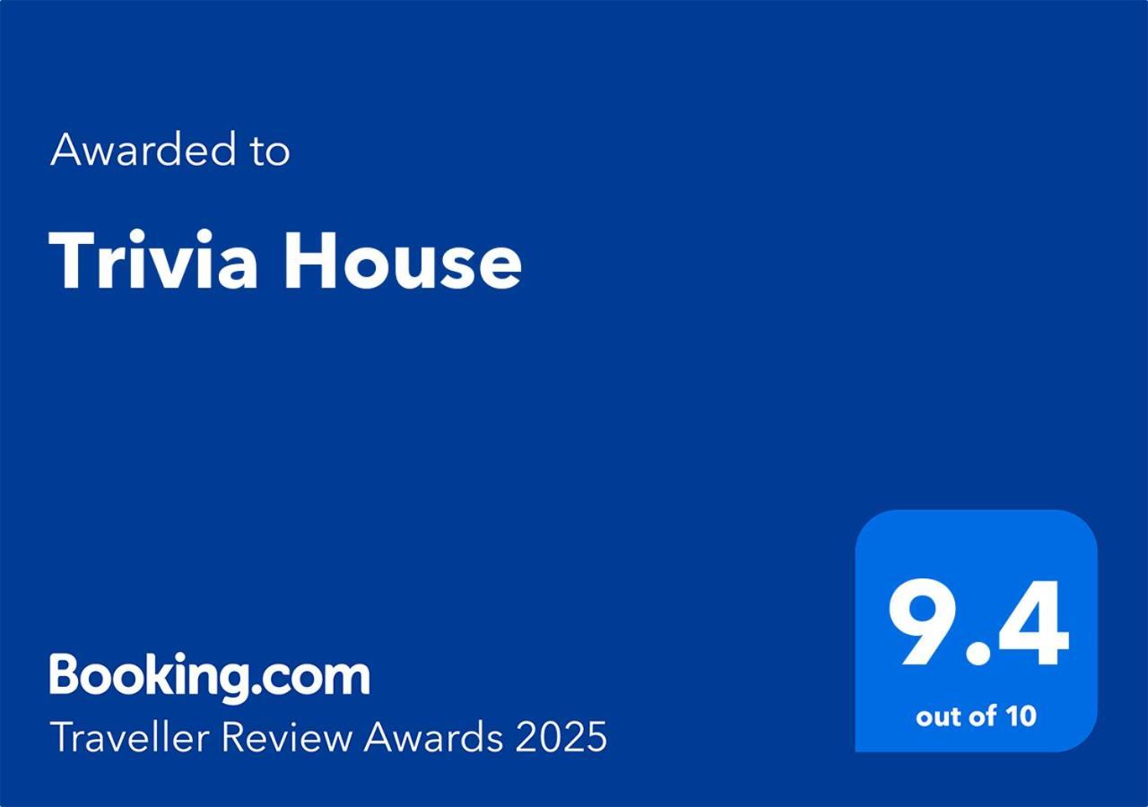 Trivia House Hostel Swanlinbar Luaran gambar