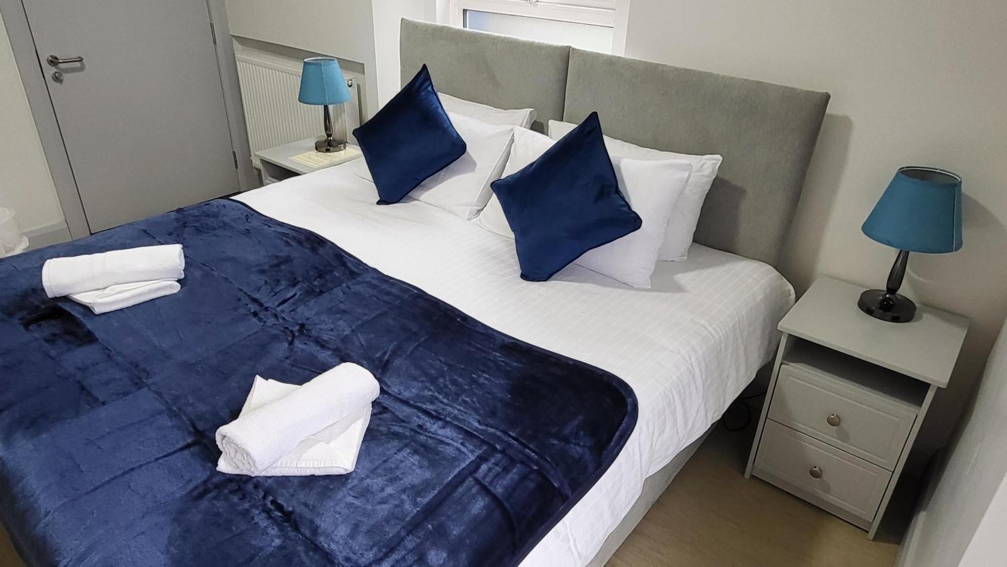 Trivia House Hostel Swanlinbar Luaran gambar